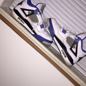 Ari Jordan 4 retro